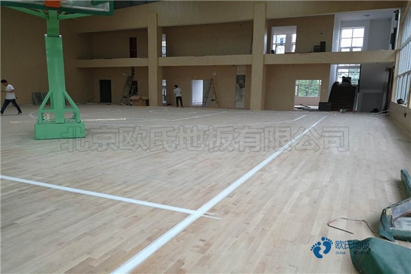 柞木体育篮球木地板每平米价格