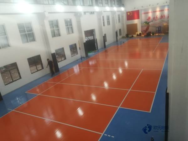 小学篮球场馆木地板施工流程1