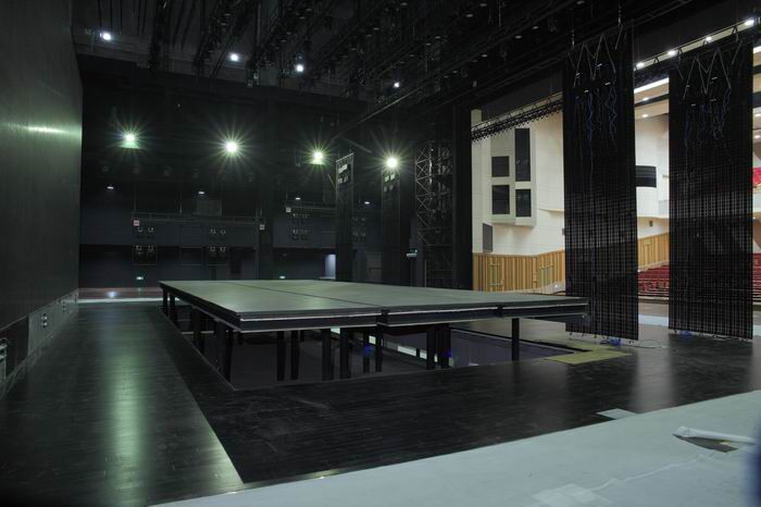 常用松木舞台运动型地板行业品牌1